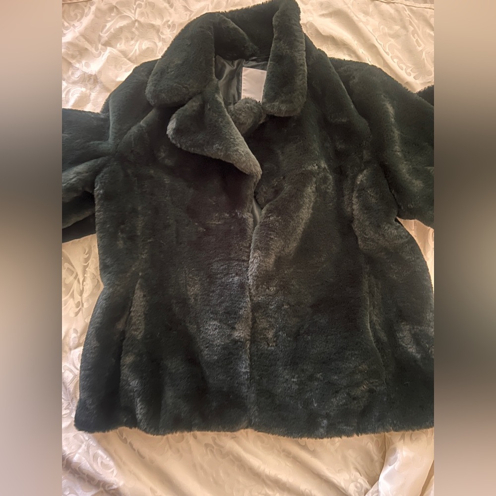 Elegant Dark Green Faux Fur Coat